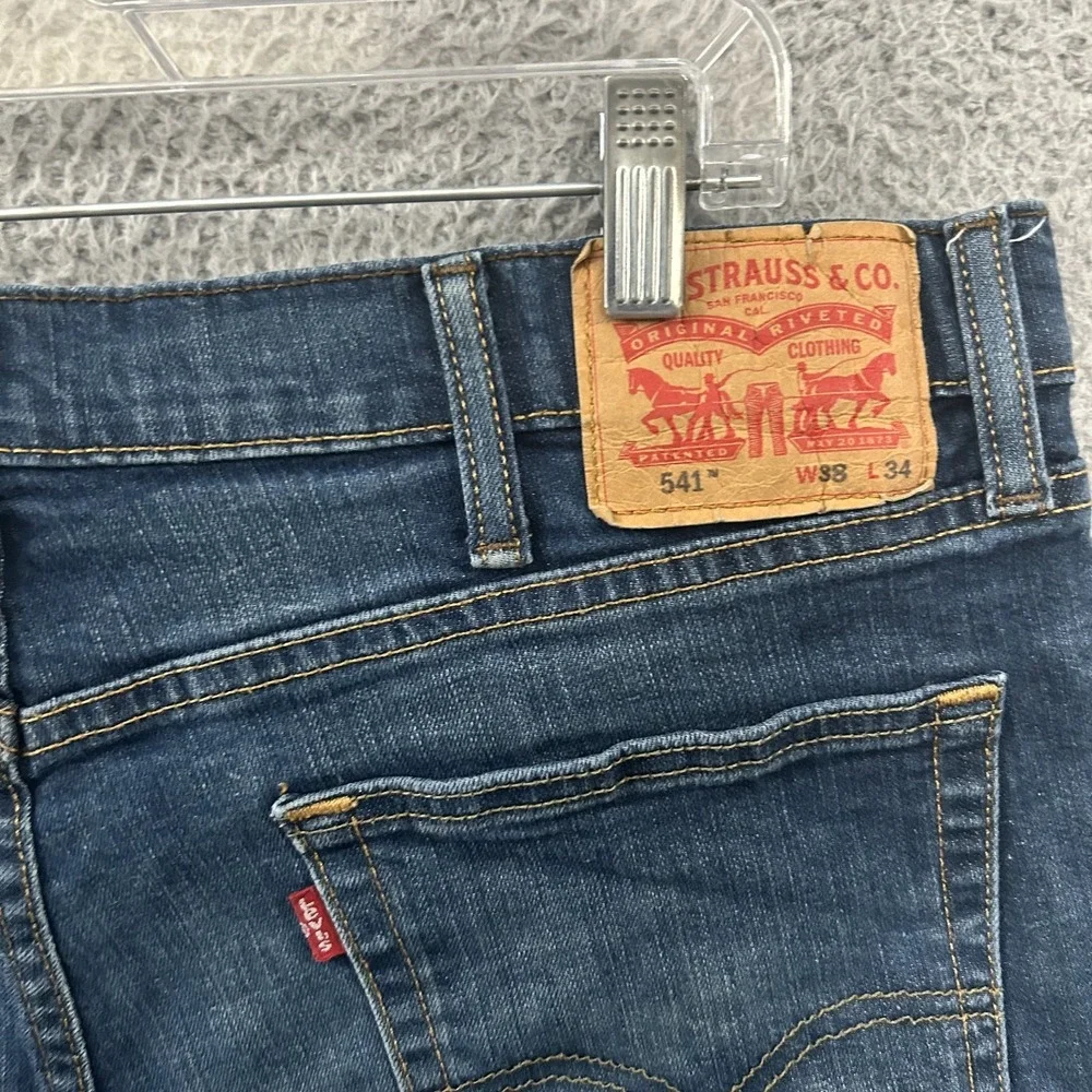 Levis Jeans Mens 38x34 Blue Denim 541 Athletic Fit Stretch American Red Tab